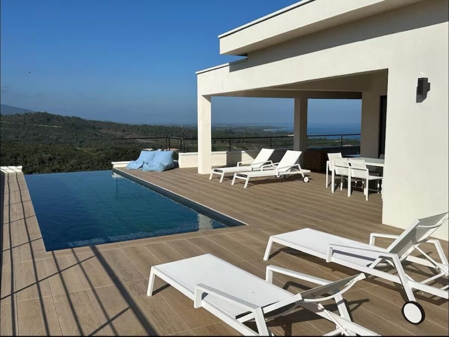 Solenzara-villa 4 ch-piscine-vue mer et montagne